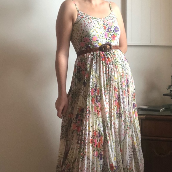 Floral vintage maxi dress - Picture 2 of 8